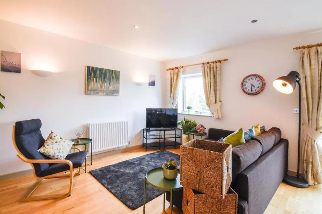 Dukes Wharf - Classy, City Centre 2 Bedroom Apartment Overlooking The Canal Nottingham